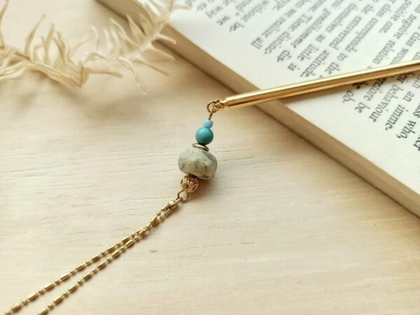 twisted colored body diffuser stone hairpin