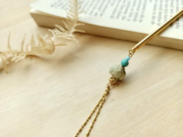 twisted colored body diffuser stone hairpin