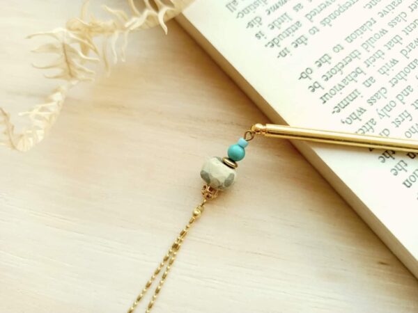 twisted colored body diffuser stone hairpin