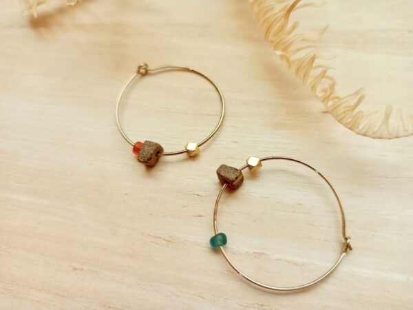 glass-stone diffuser earrings