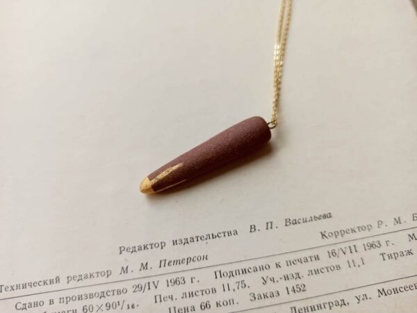 cone shape diffuser stone necklace