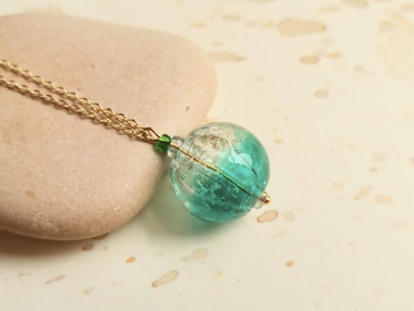 luminous glass diffuser necklace